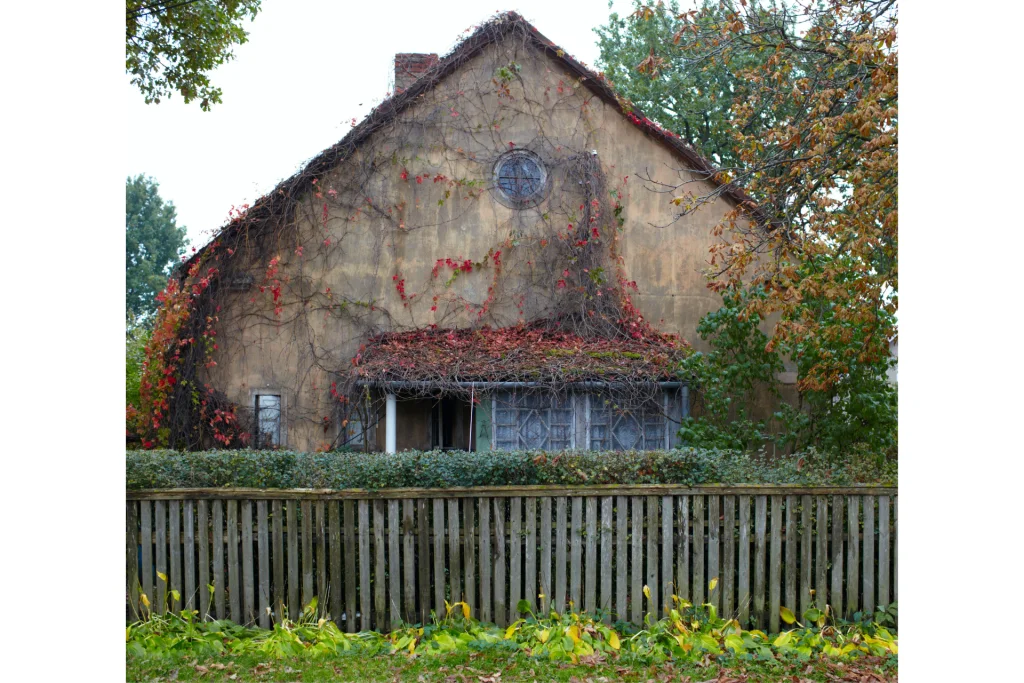 Selling a condemned house
